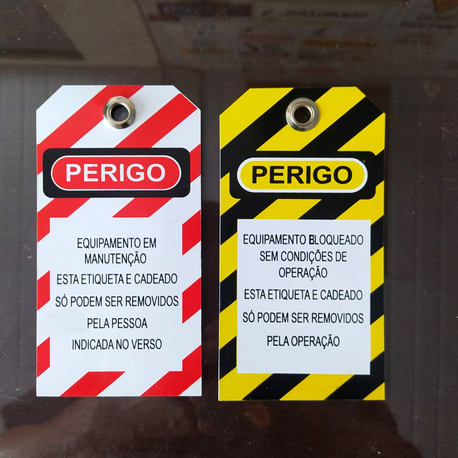 Etiquetas de Segurança